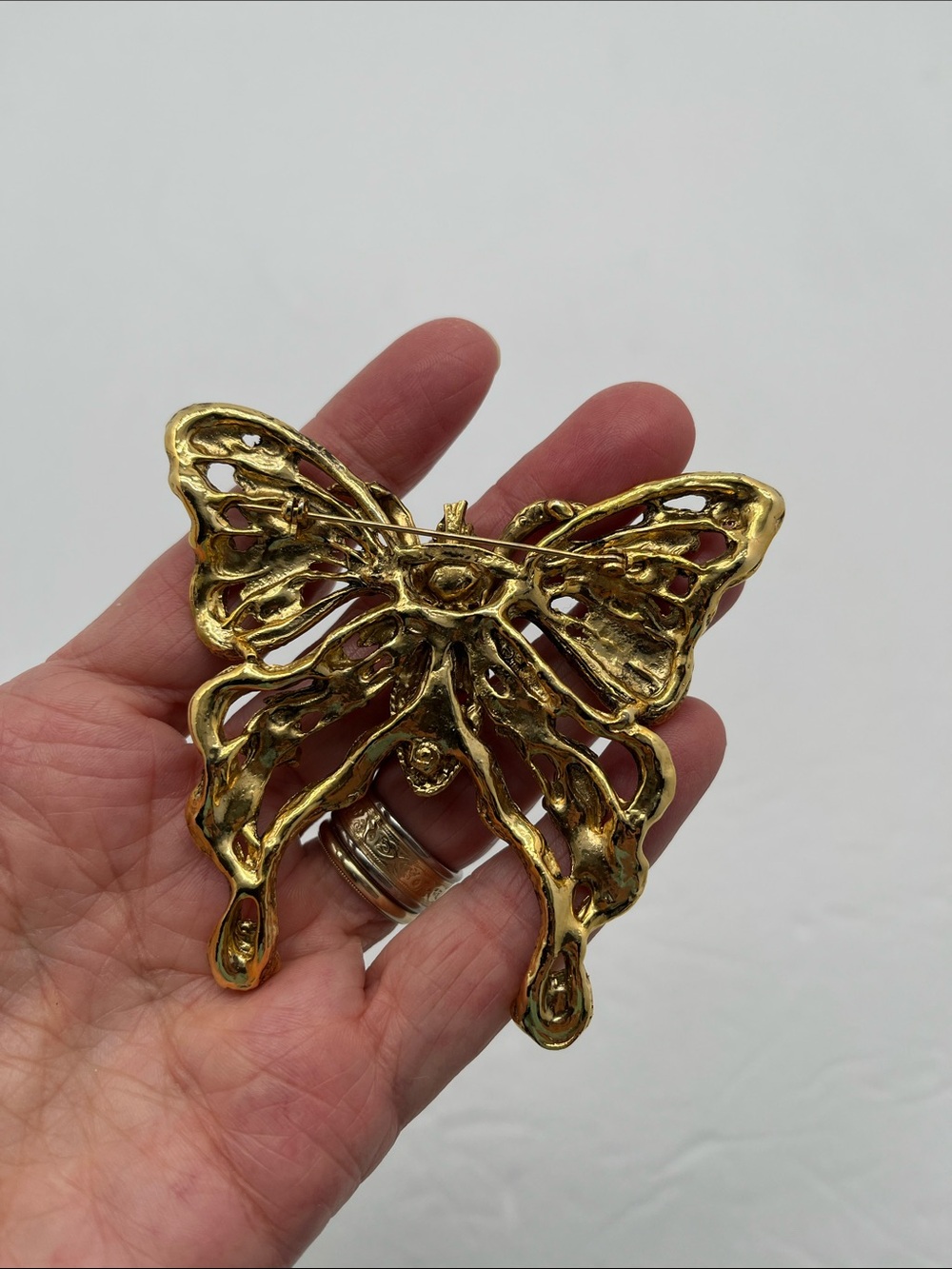 Gold Tone Butterfly Brooch Green Rhinestones Large - Picture 3 of 7